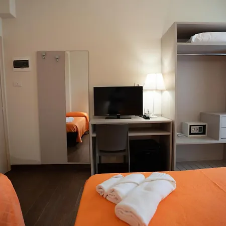 Hotel Estense 3*