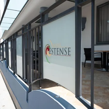 מלון Estense